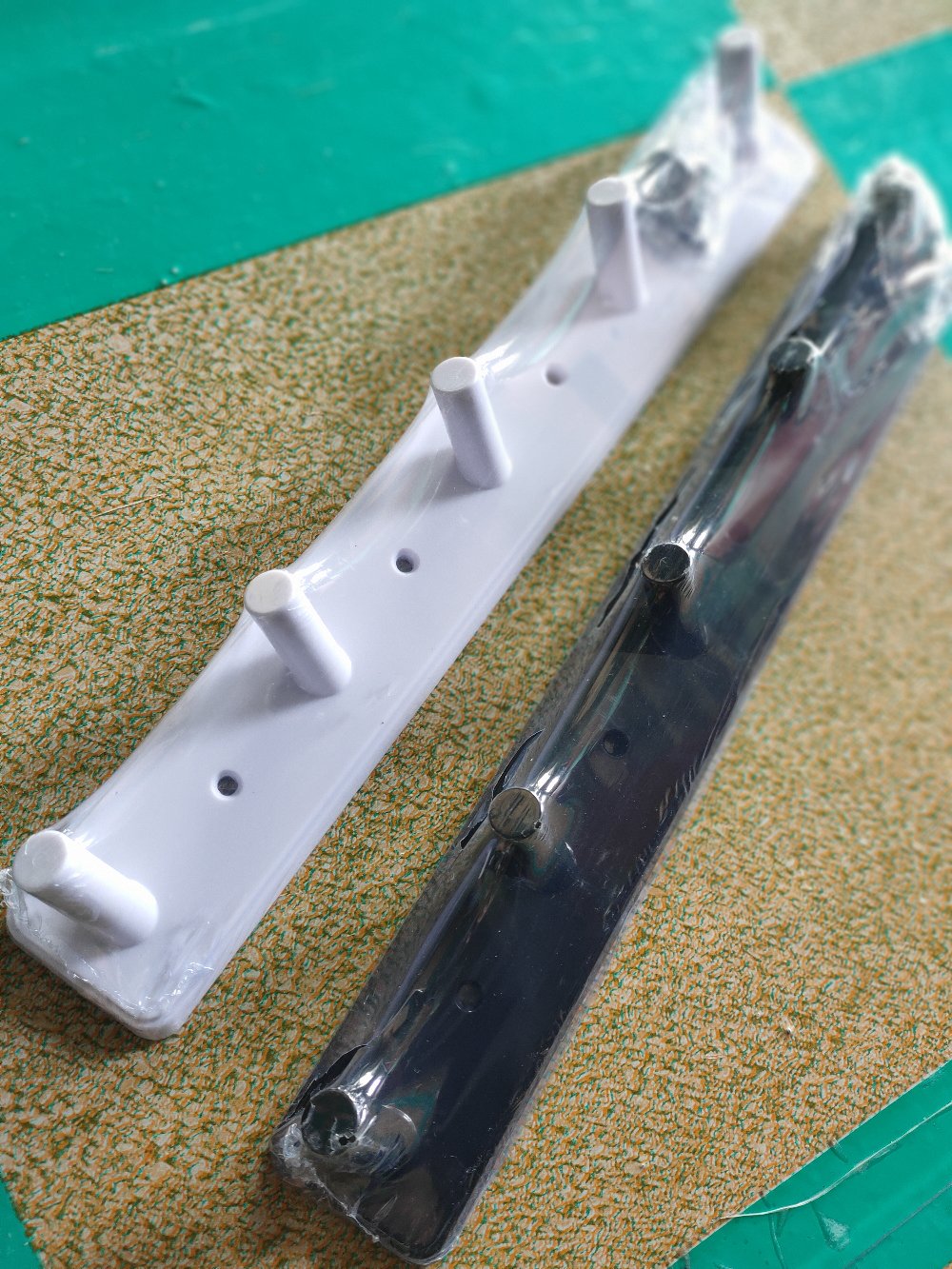 Gantungan Baju Kamar Mandi Handuk Dinding Tempel Kapstok Soligen