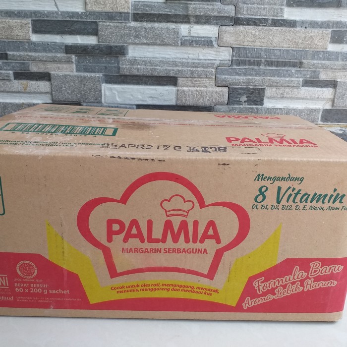 

Palmia Margarin Serbaguna 60x200 gram / Mentega Palmia 200g / Palmia dus Serbaguna 200 g