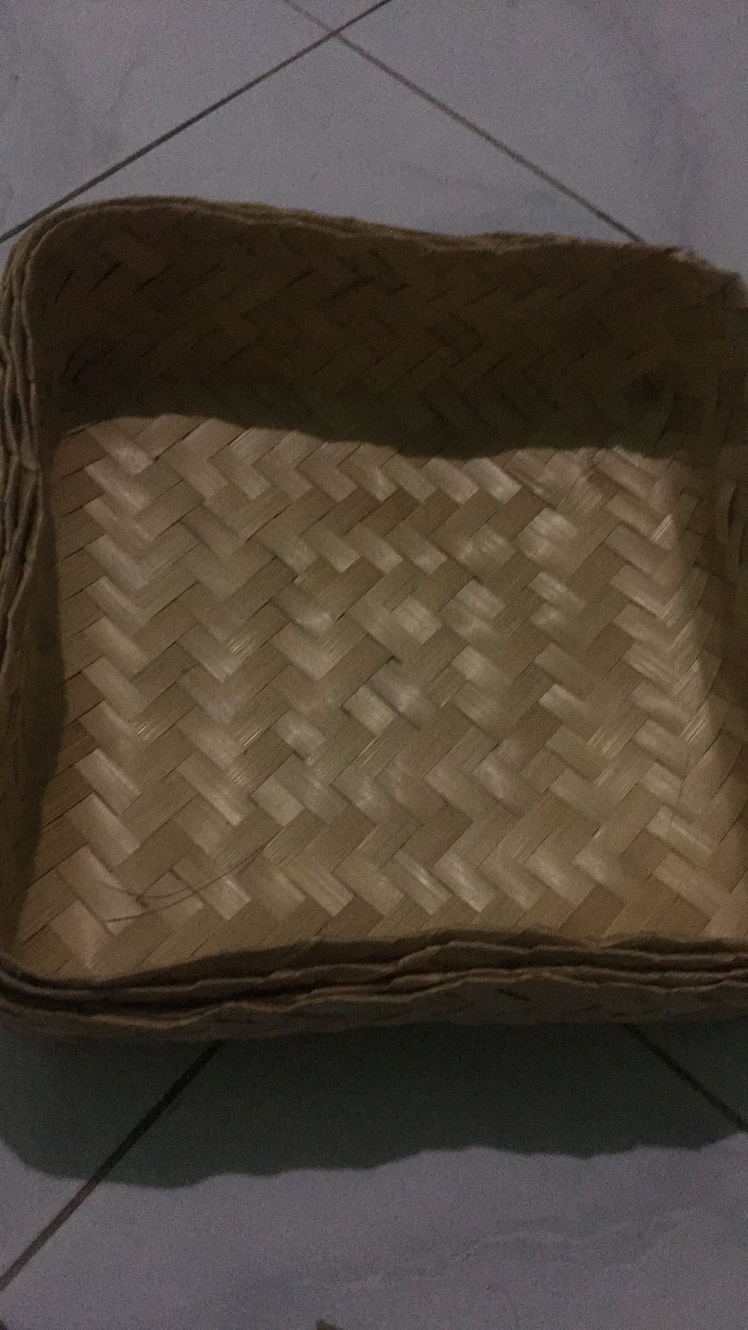 (b2501) Sepasang Besek Natural 25x25x8 Besek Anyaman Bambu Murah Besek Unik Besek Bambu Jumbo Besek