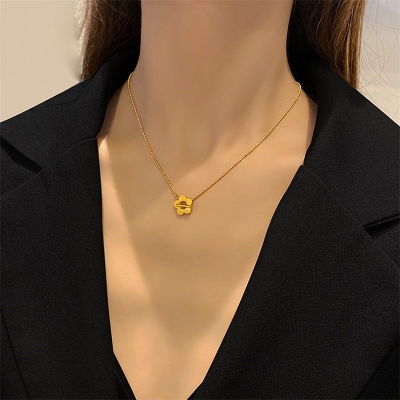 Kalung Desain Bunga Bahan Titanium Steel Minimal