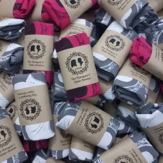 

Souvenir Tas Pernikahan