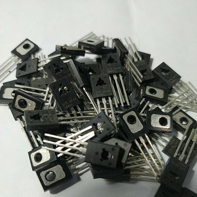 transistor D882 PM69, D882L,
