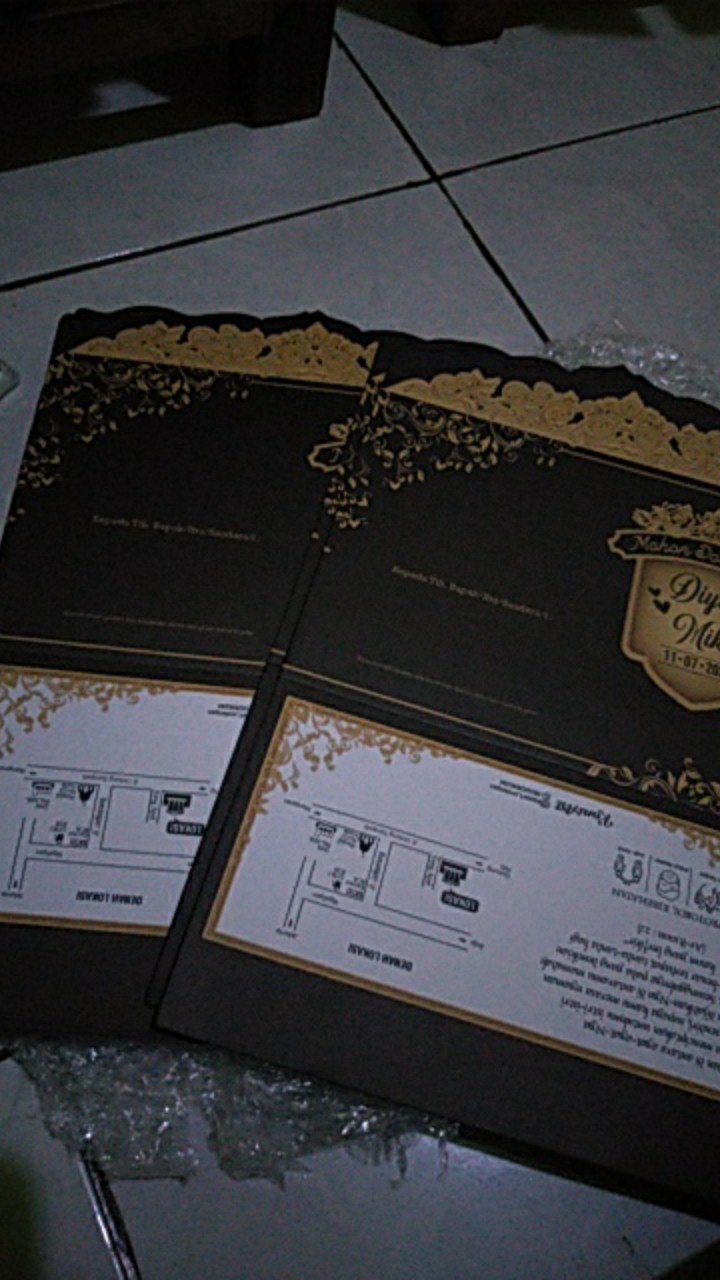 Plastik Undangan 1 Pack Isi 100. Plastik Berkualitas. Bahan Tebal Dan Tidak Mudah Sobek.