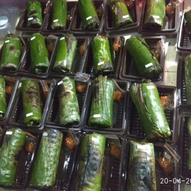 

Aneka Nasi Bakar by Dapoer Araarin