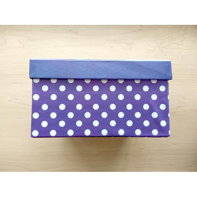 

Gift Box Kotak Polkadot Purple (Large)