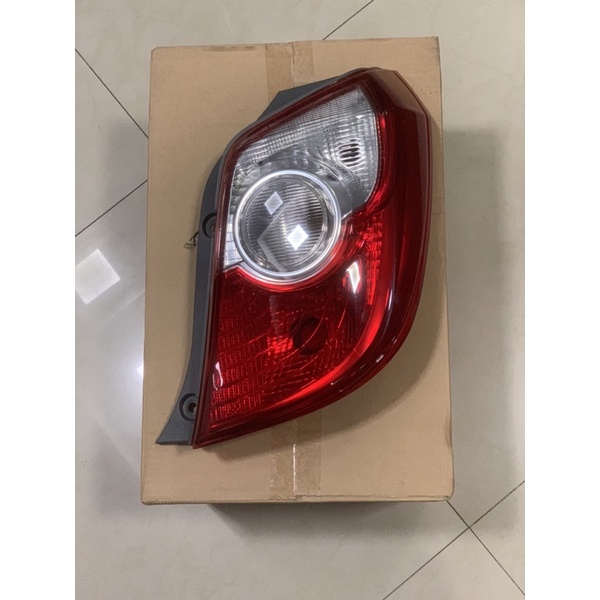 Lampu Stoplamp Belakang KANAN Ayla Agya Original 81551-BZ150