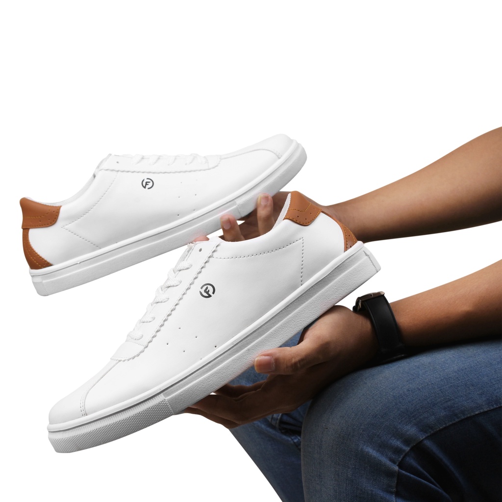 Favonia White | Sepatu Sneakers Putih Casual Original Polos Pria Cowok Ori Footwear | Flazhback x FORIND