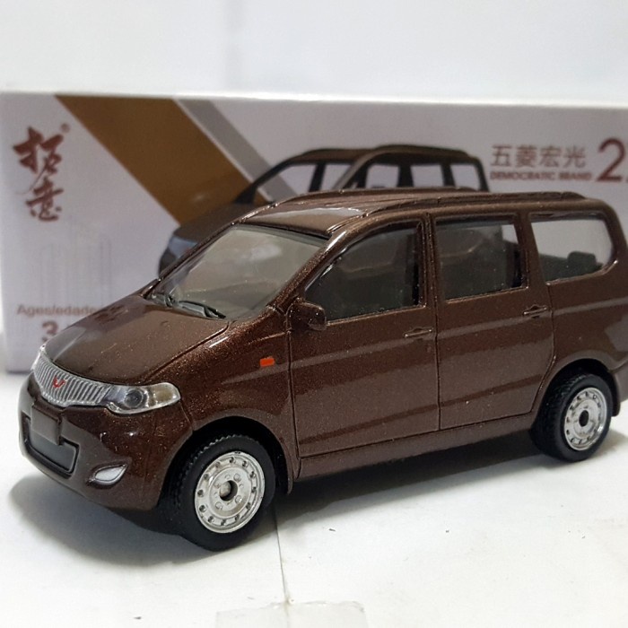 Diecast XCARTOYS Democratic Brand - Wuling Confero S Skala 1:64