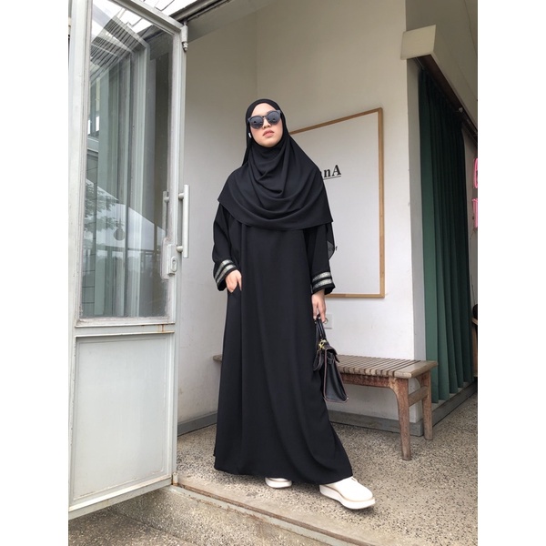 Dress Muslim Abaya Basic Abaya Hitam Abaya Syari abaya Turki Abaya Busui Abaya MEDINA Muslimah Syari