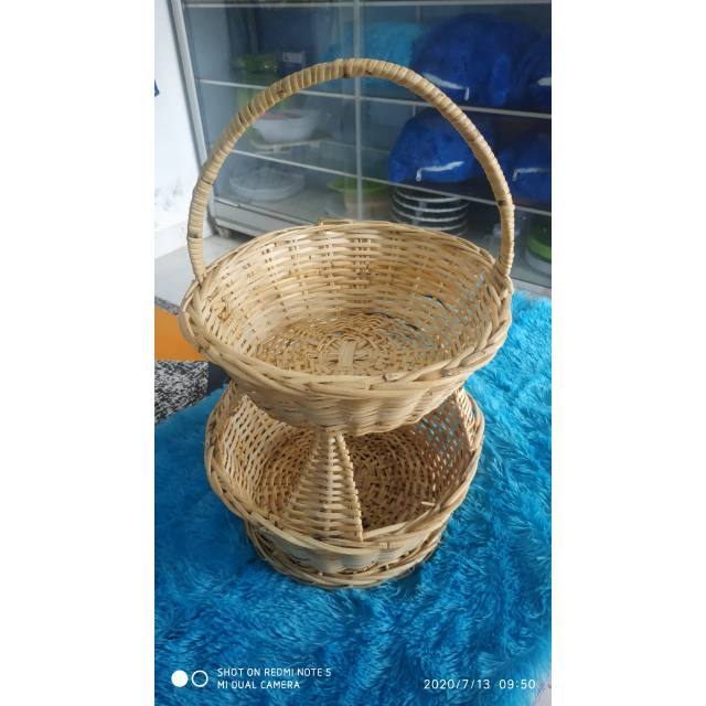 TEMPAT RAK BUMBU BAWANG TELUR ROTAN.