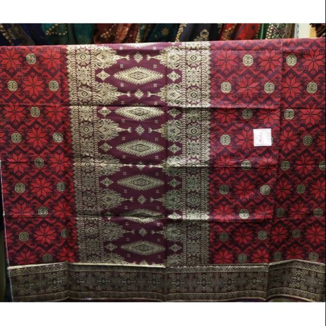 KAIN KATUN MOTIF BUNGA CINA MERAH MARON