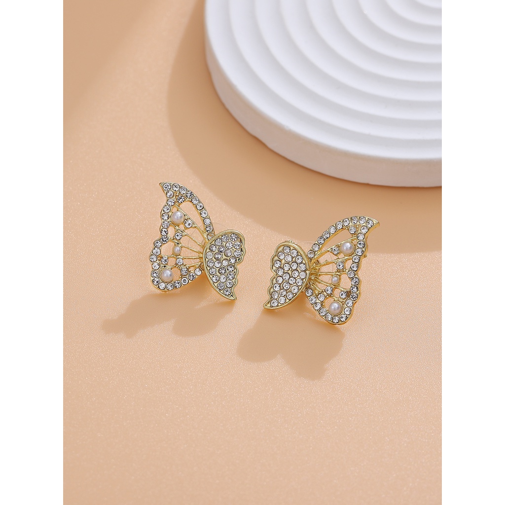 Anting Stud Desain Kupu-Kupu Aksen Berlian Gaya retro korea Untuk Wanita