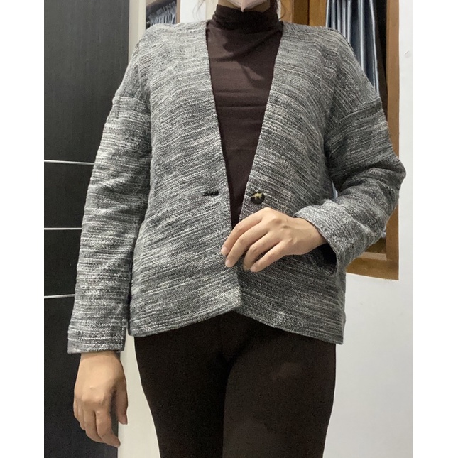 PL outer / blazer crop tweed merk uniqlo