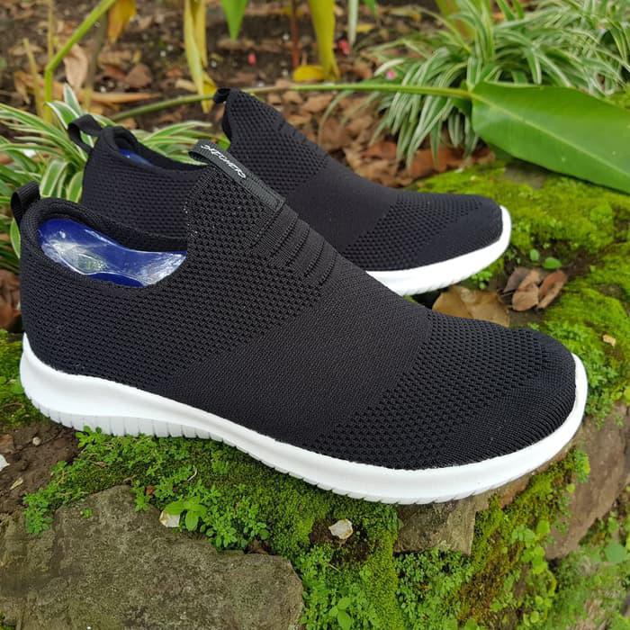 Skechers/Skecher/Skechers Wanita/Sepatu Skechers Best Seller Shoes