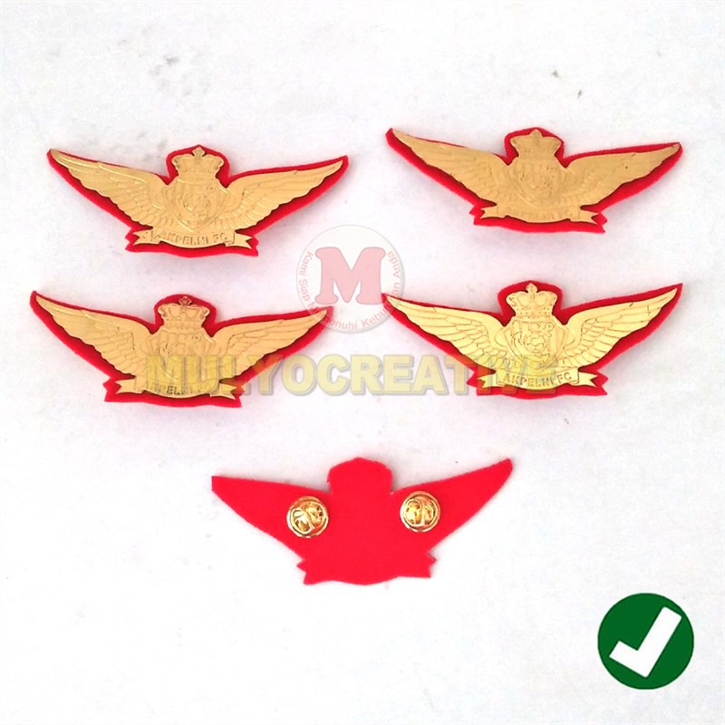 

Wing Akpelni Bludru Lencana Wing Sekolah Pelayaran Nasional Akpelni