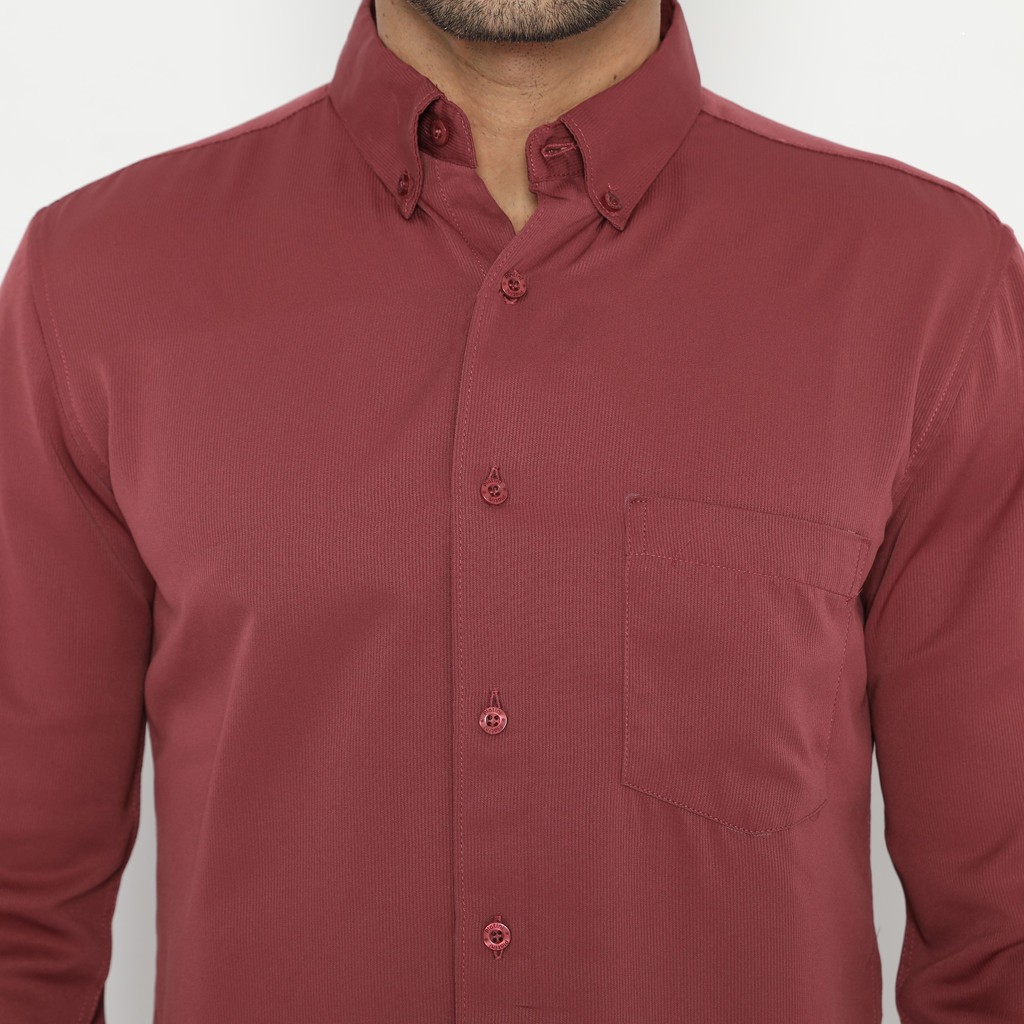 Platini Baju Kemeja Polos Basic Pria Panjang Polinosic Magenta 66110 / Ramayana Jatinegara