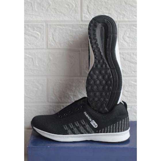 Sepatu Pria , Sneakers Pria ,sepatu sneakers fashion CHX