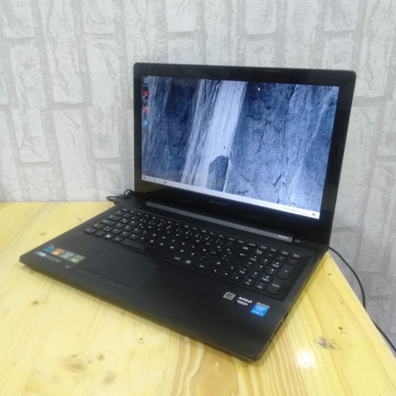 Laptop Lenovo G50-70 Cor i5 Vga Amd Radeon HD 8500M 2GB Ram 4GB SSD 128GB Layar 15 inc Win.10