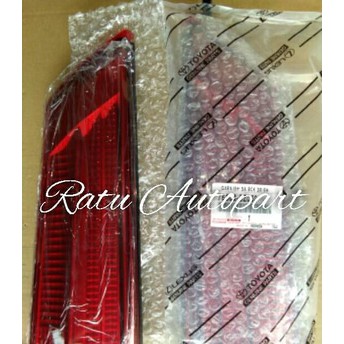 Reflektor Lampu Stop Belakang Calya & Sigra