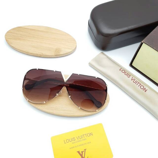Kacamata Louis Vuitton 18001