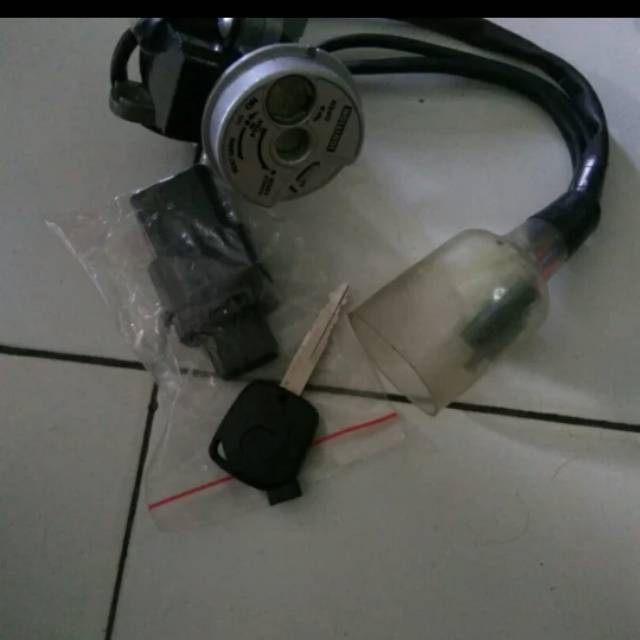 Kunci Kontak Yamaha Fino FI Remote Original