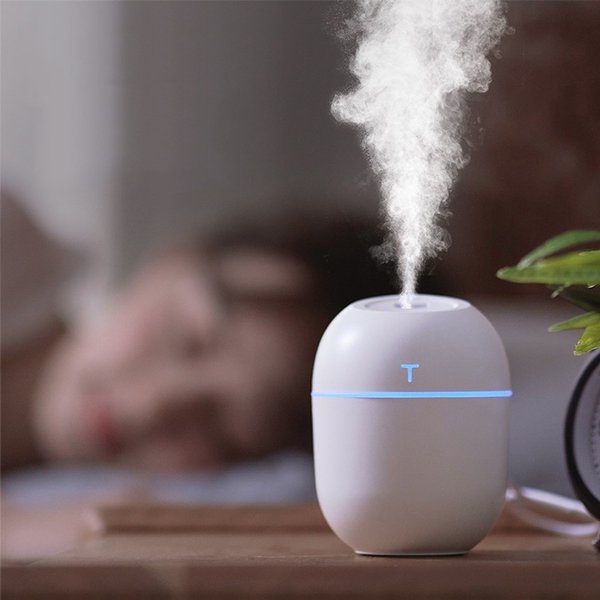 DIFFUSER HUMIDIFIER AROMATHERAPY MINI + ESSENTIAL OIL 6 PCS