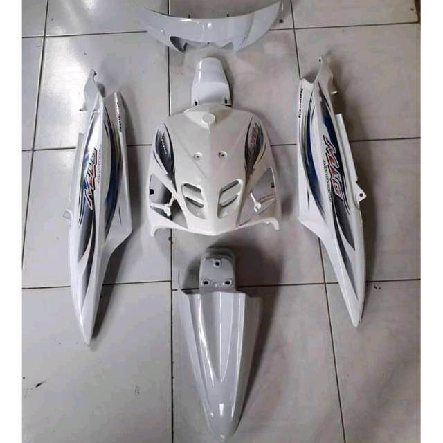 Body halus MIO SPORTY PUTIH sudah sma stiker full