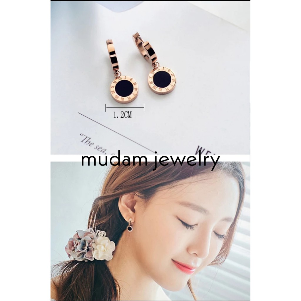 Anting Jepit Titanium B&lt;lgr Huruf Romawi Bulat Untuk Wanita Warna Rose Gold, Gold dan Silver