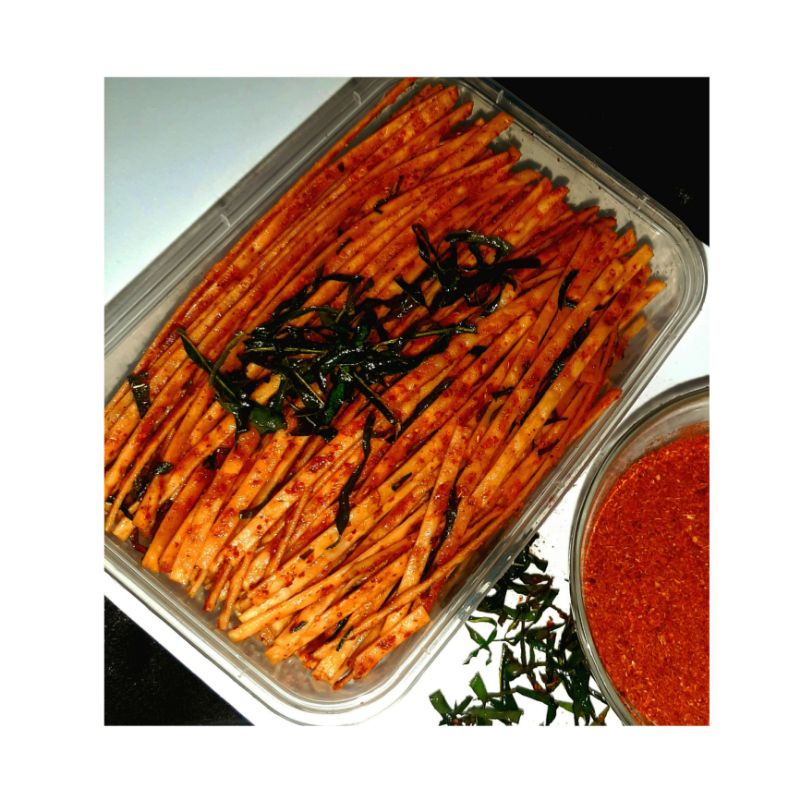 

MAKANAN RINGAN MIE LIDI GEPENG PEDAS MANIS 250 GR