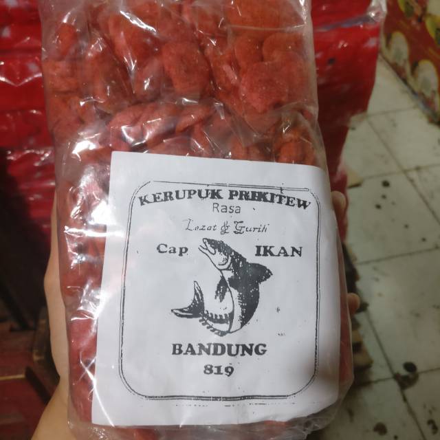 

Keripik prikitiw isi 20 pcs cap ikan