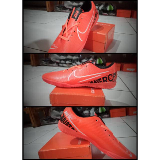 SEPATU FUTSAL SEPATU BOLA SEPAK NIKE SPORTY