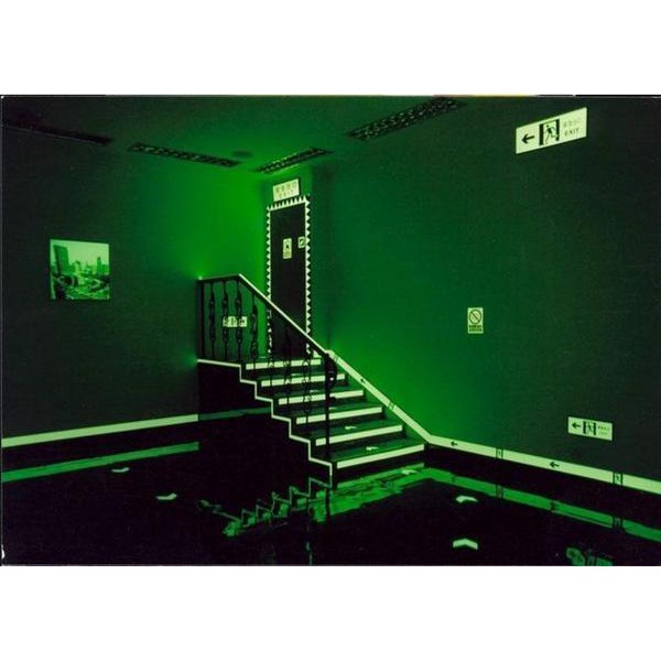 

Sticker Glow Tape 5cm x 100cm Limited