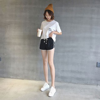 Celana Pendek Piyama Casual Wanita Dengan Model Ukuran Celana Pendek Piyama Casual Wanita Dengan Model Ukuran