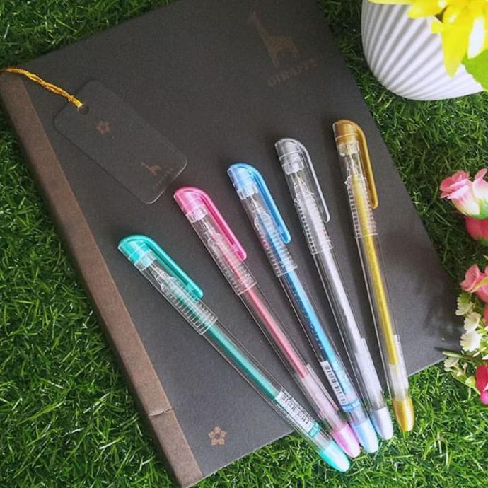 

[[BISA COD]] SET MURAH: BUKU Catatan Hitam Jilid Spiral + 5 PEN Dong-A Gel YK