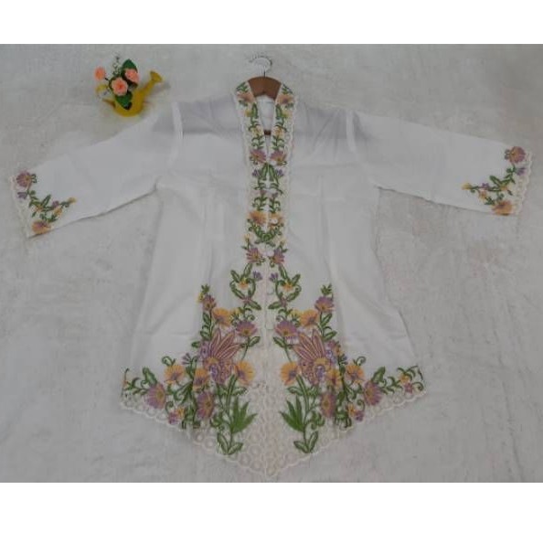 Kebaya katun primisima motif kartini warna putih