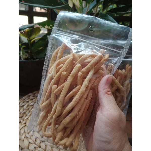 

STICK BAWANG EMPUK//BEGITU GIGIT LUMER DIMULUT