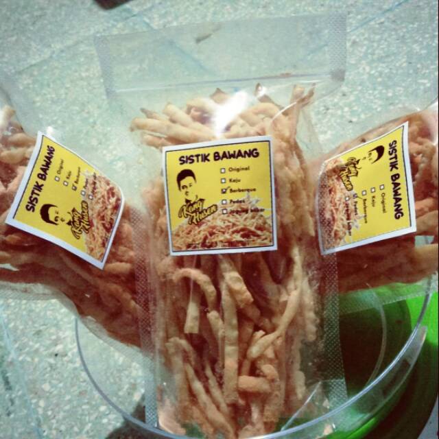 

Sistik bawang kang husen dengan varian rasa...yuk kepoin