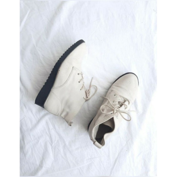 Daphne Boots Preloved