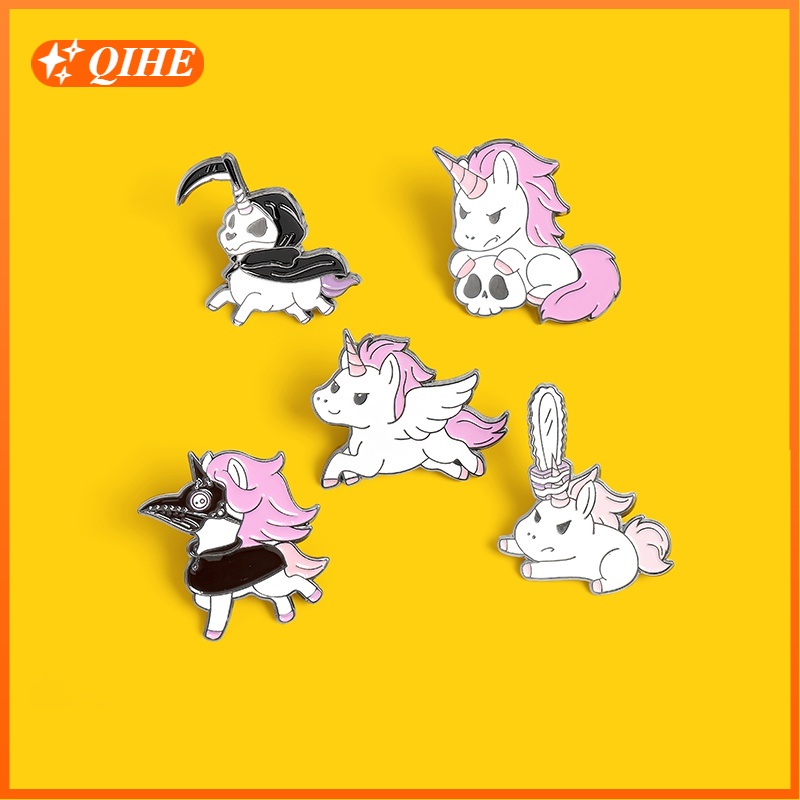 Pin Bros Enamel Desain Kartun Hewan Unicorn Tengkorak Gergaji Medis Untuk Hadiah