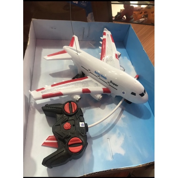 MAINAN PESAWAT REMOTE CONTROL/RC PESAWAT