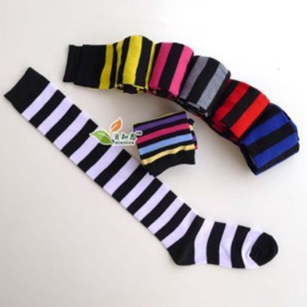 KT-03 black and white overknee socks / KAOS KAKI belang hitam putih sepaha cosplay lolita