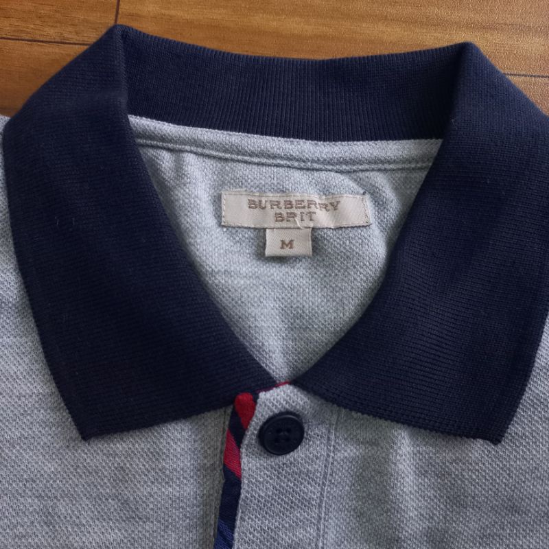 Kaos Kerah Burberry Original
