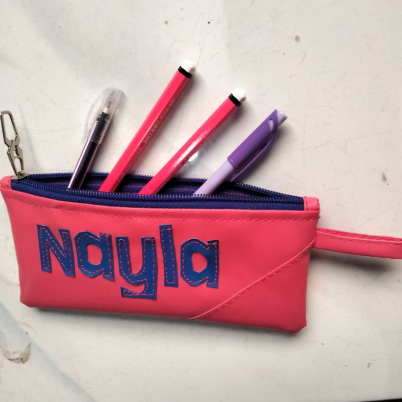 

Tempat pensil custom nama