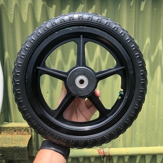 Velg 12 Bintang Ban Mati (Busa) Komplit Bearing Siap Pakai