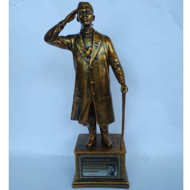 PAJANGAN MINIATUR PATUNG JENDERAL SUDIRMAN PAHLAWAN NASIONAL UKURAN BESAR - DEKORASI RUMAH
