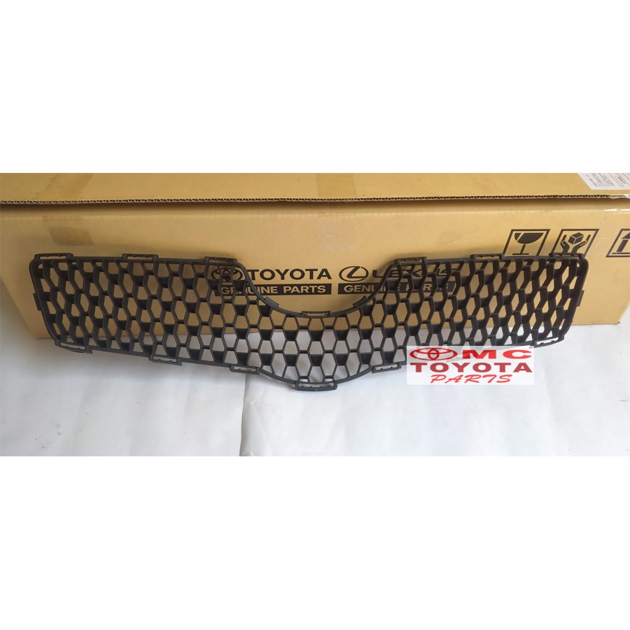 Grille / Grill Radiator Atas Toyota Yaris 53111-0D160