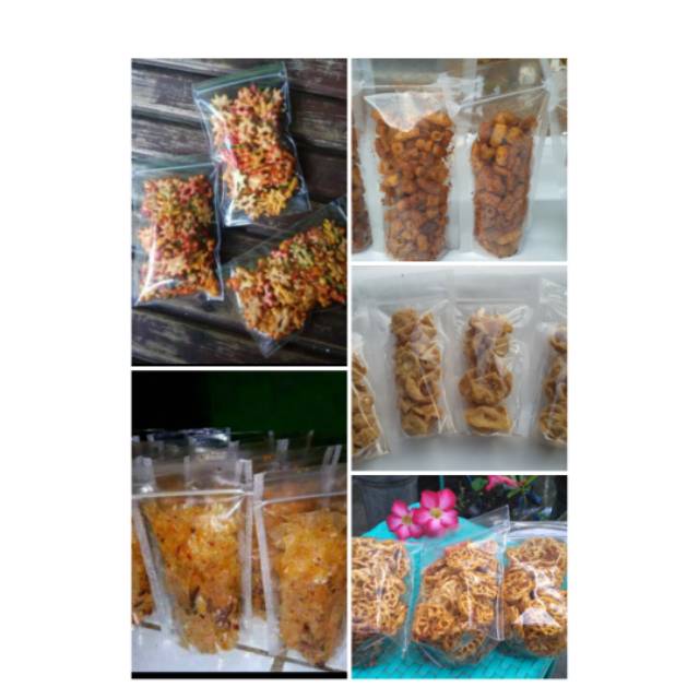 

Seblak kering,makroni pedas,kripik kaca,krupuk pedas,tahu walik