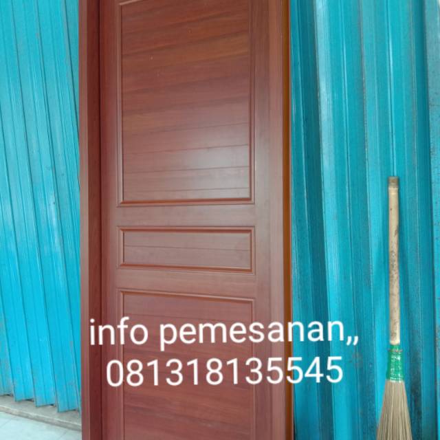 Kusen dan pintu aluminium warna kayu