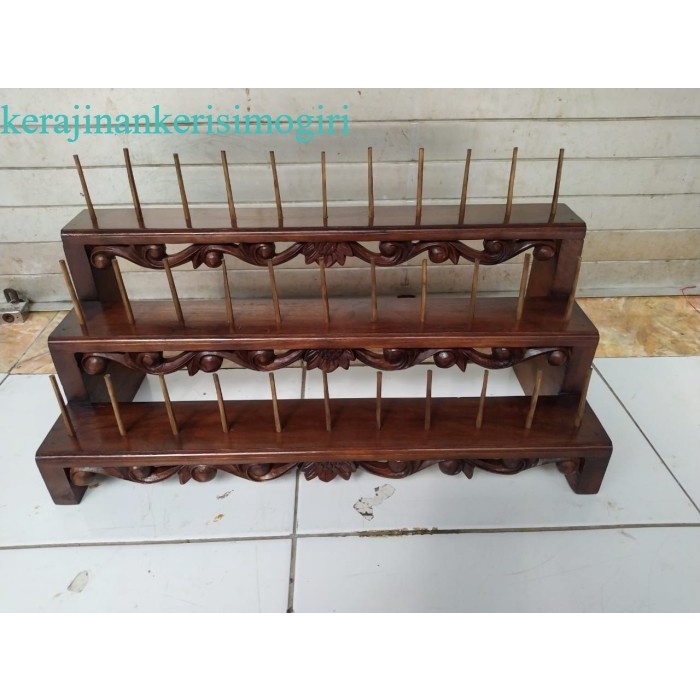 

Jagrak Keris Tempat Keris Deder Keris Isi 33