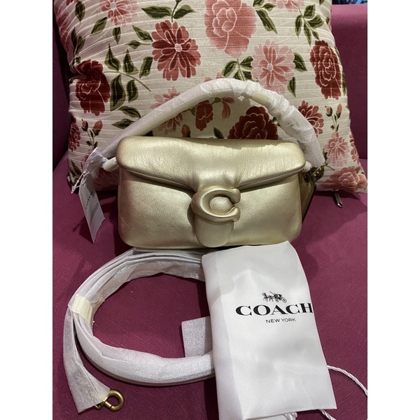 tabby pillow 18 gold